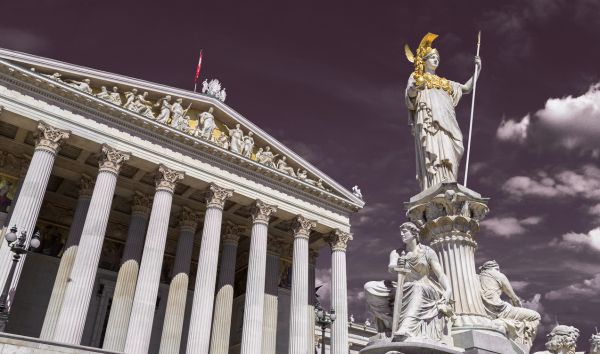 Ertragsteuer und ImmoESt Änderung Österreich Parlament